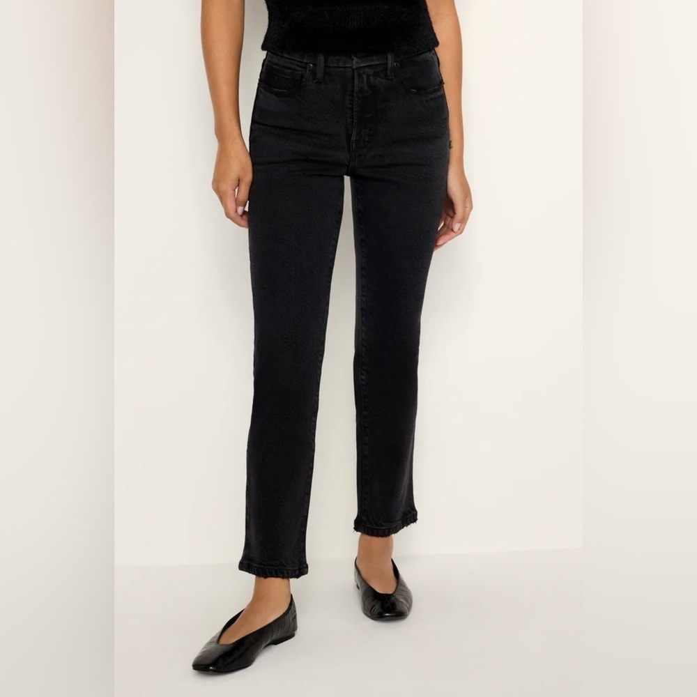 Good American Soft Tech Black Straight Leg Jeans, Good Petite Size 0, Mid-Rise